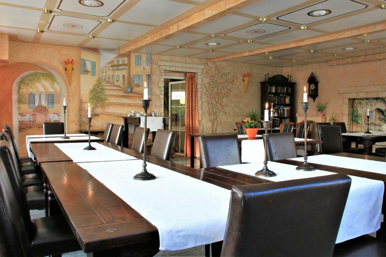 Studentenmuehle Hotel - Restaurant Nomborn Esterno foto