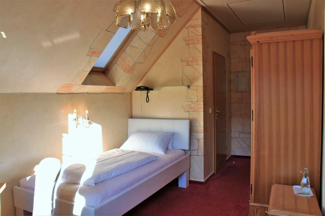 Studentenmuehle Hotel - Restaurant Nomborn Esterno foto