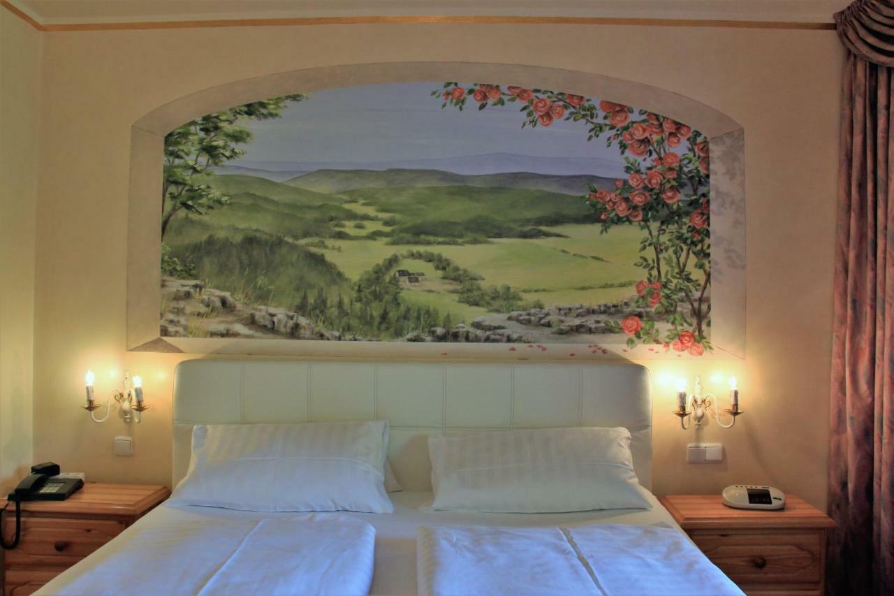Studentenmuehle Hotel - Restaurant Nomborn Esterno foto